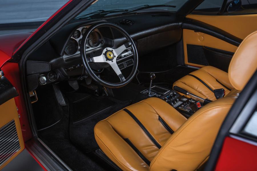 Интерьер Ferrari 308 GTB Acciao 1976 года  (NA) (фото 37 из 40)